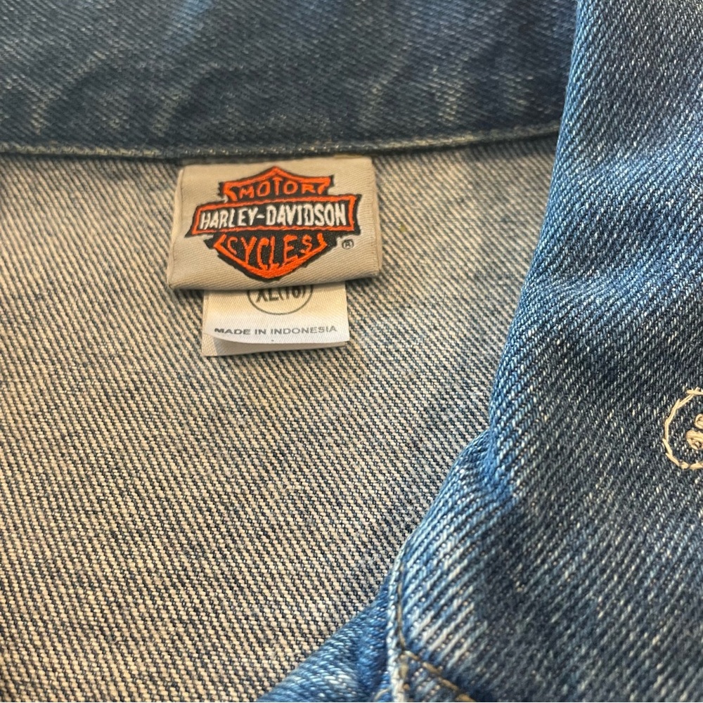 Harley Davidson Motorcycle Denim Vest with Patches - Picture 4 of 17